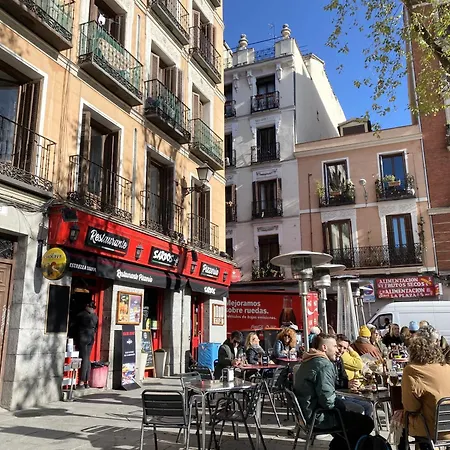 Íntimo estudio en Madrid, Centro, 2Pax, Wifi&TV-3